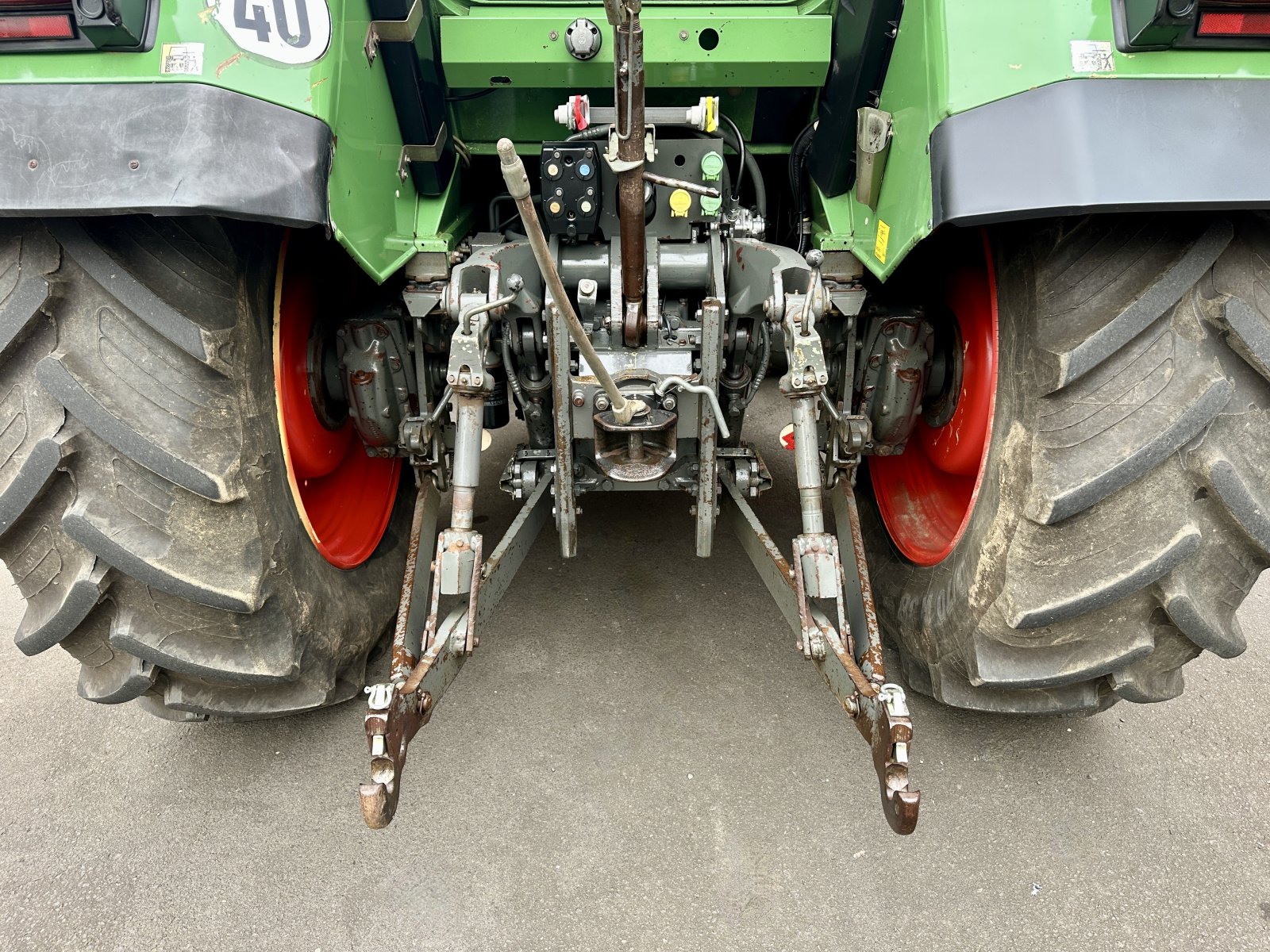 Traktor tip Fendt Farmer 311, FH, Klima, DL, gef. VA (kein 310 312 510 511 512), Gebrauchtmaschine in Weimar/Hessen (Poză 7)