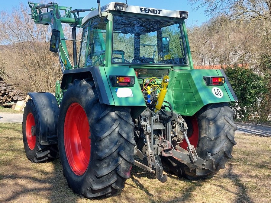 Traktor des Typs Fendt Farmer 312 LSA, Gebrauchtmaschine in Kelheim (Bild 2)