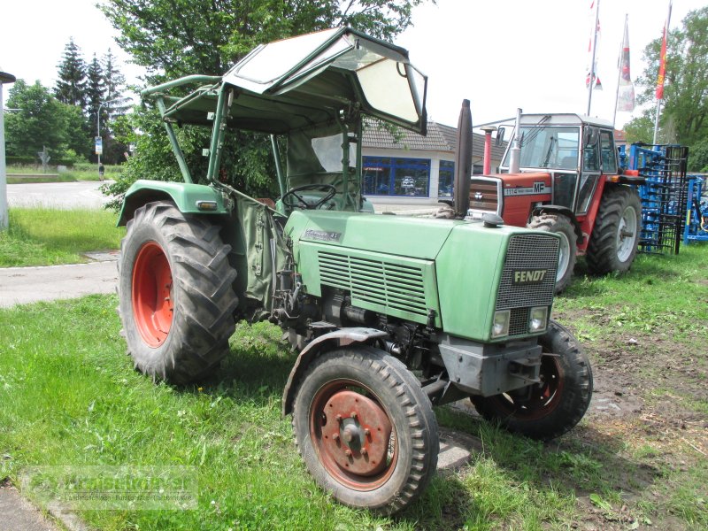 Traktor типа Fendt Farmer 4 S Turbomatik, Gebrauchtmaschine в Feuchtwangen