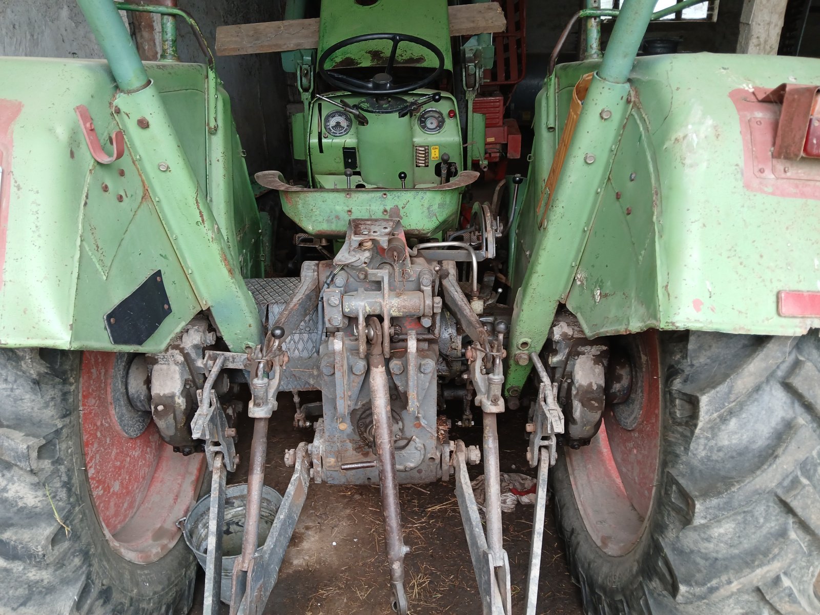 Traktor a típus Fendt Farmer 4 S, Gebrauchtmaschine ekkor: Peuschen (Kép 1)