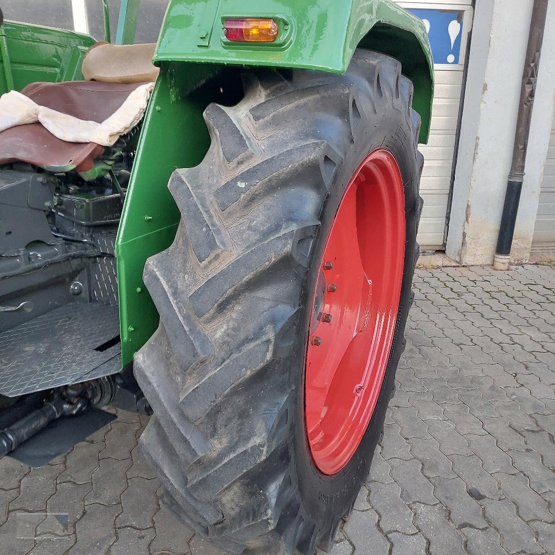 Traktor del tipo Fendt Farmer 4 SA, Gebrauchtmaschine en Kleinlangheim - Atzhausen (Imagen 3)