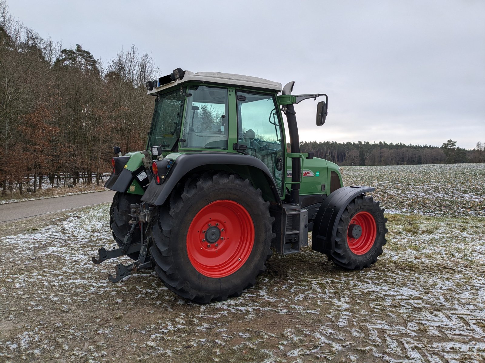 Traktor typu Fendt Farmer 409 Vario, Gebrauchtmaschine w Leutershausen (Zdjęcie 7)