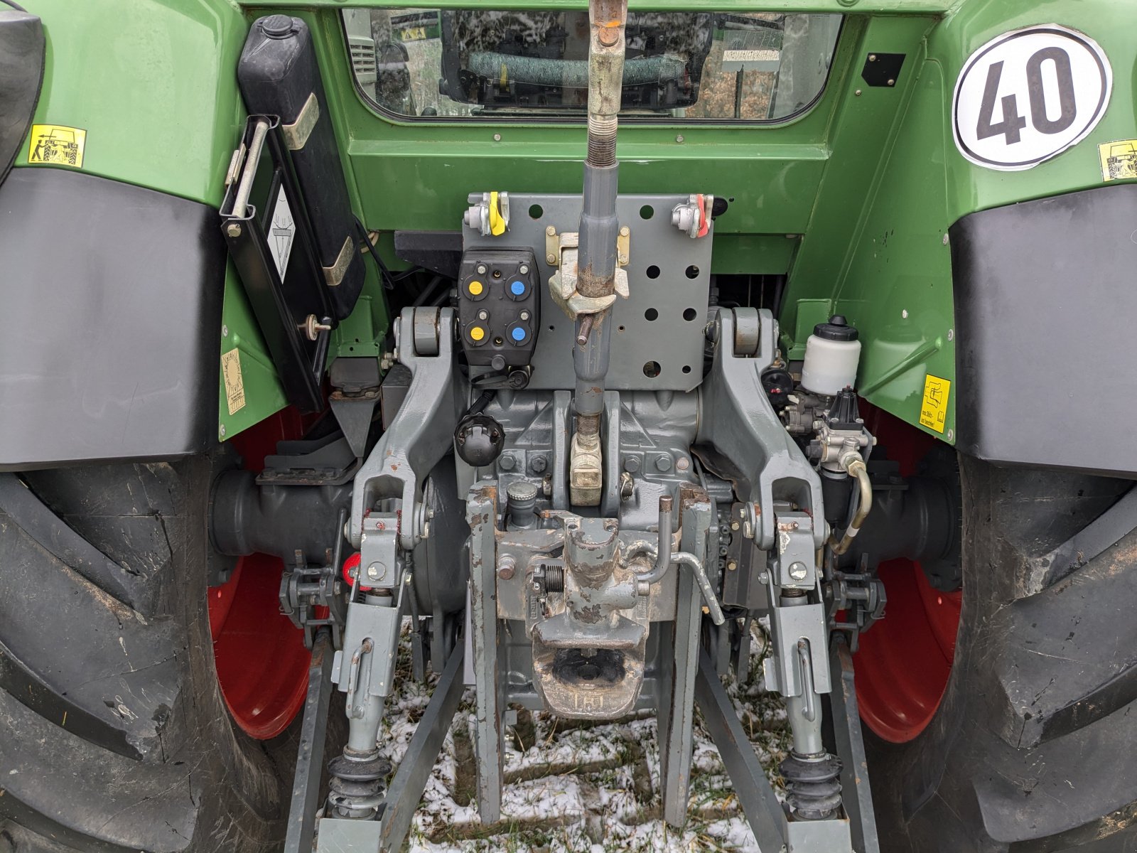 Traktor typu Fendt Farmer 409 Vario, Gebrauchtmaschine w Leutershausen (Zdjęcie 10)