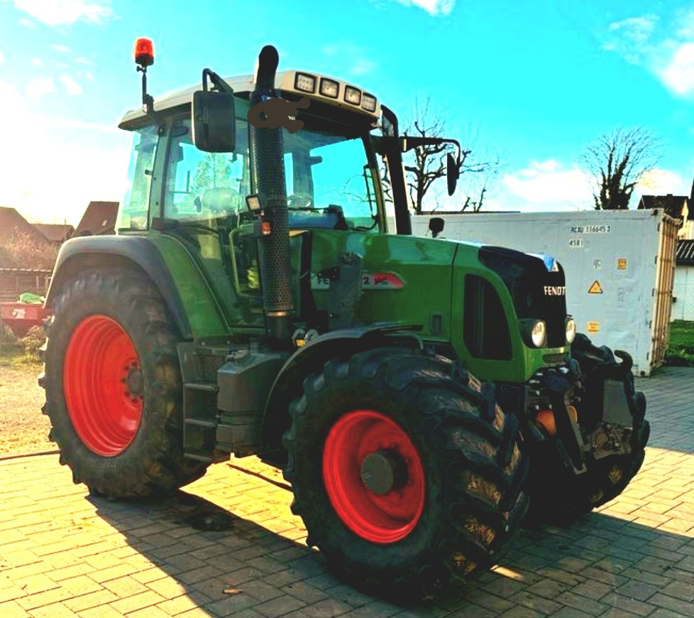 Traktor van het type Fendt Farmer 412 Vario, Gebrauchtmaschine in Böbrach (Foto 1)