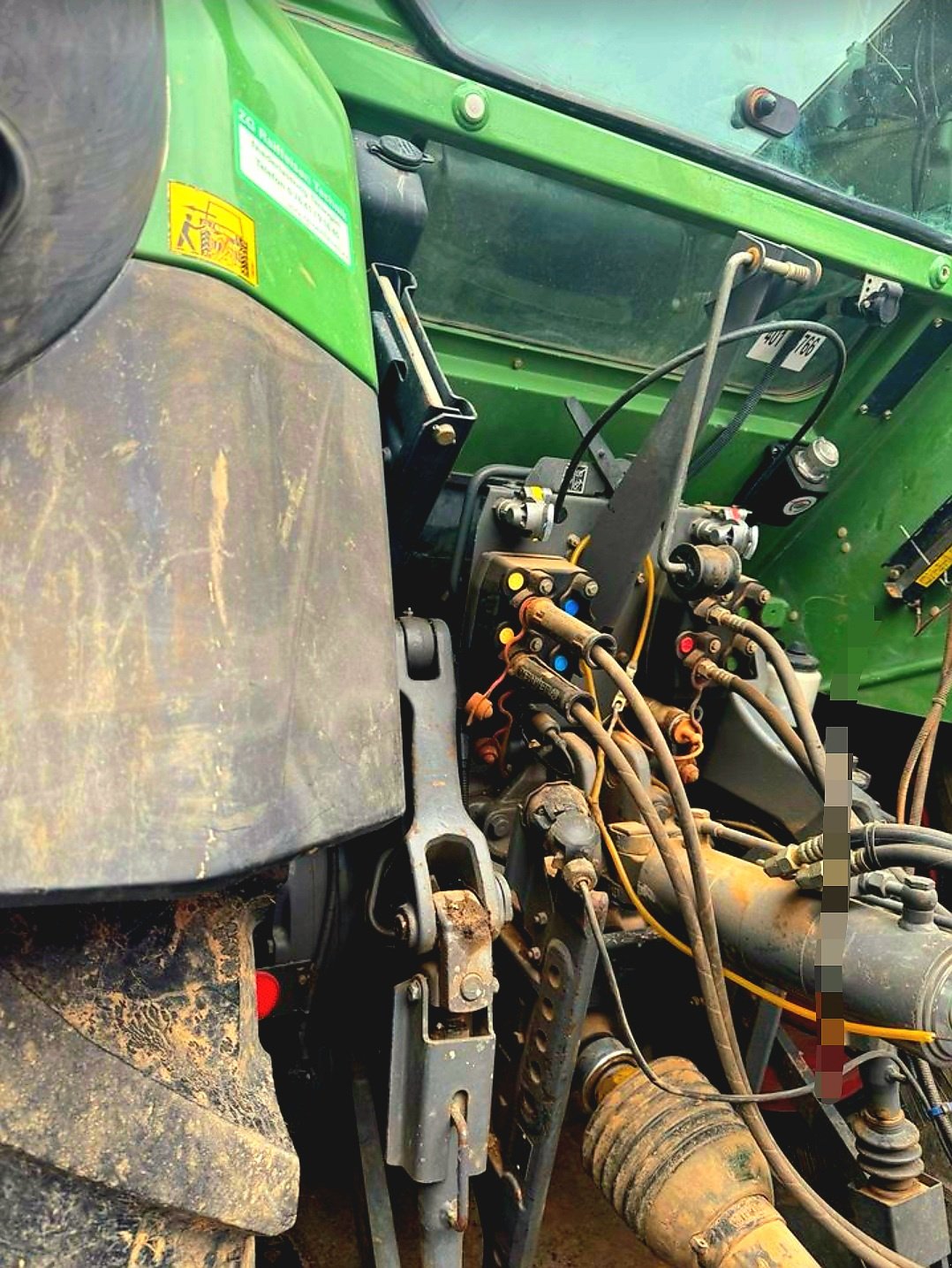 Traktor van het type Fendt Farmer 412 Vario, Gebrauchtmaschine in Böbrach (Foto 2)