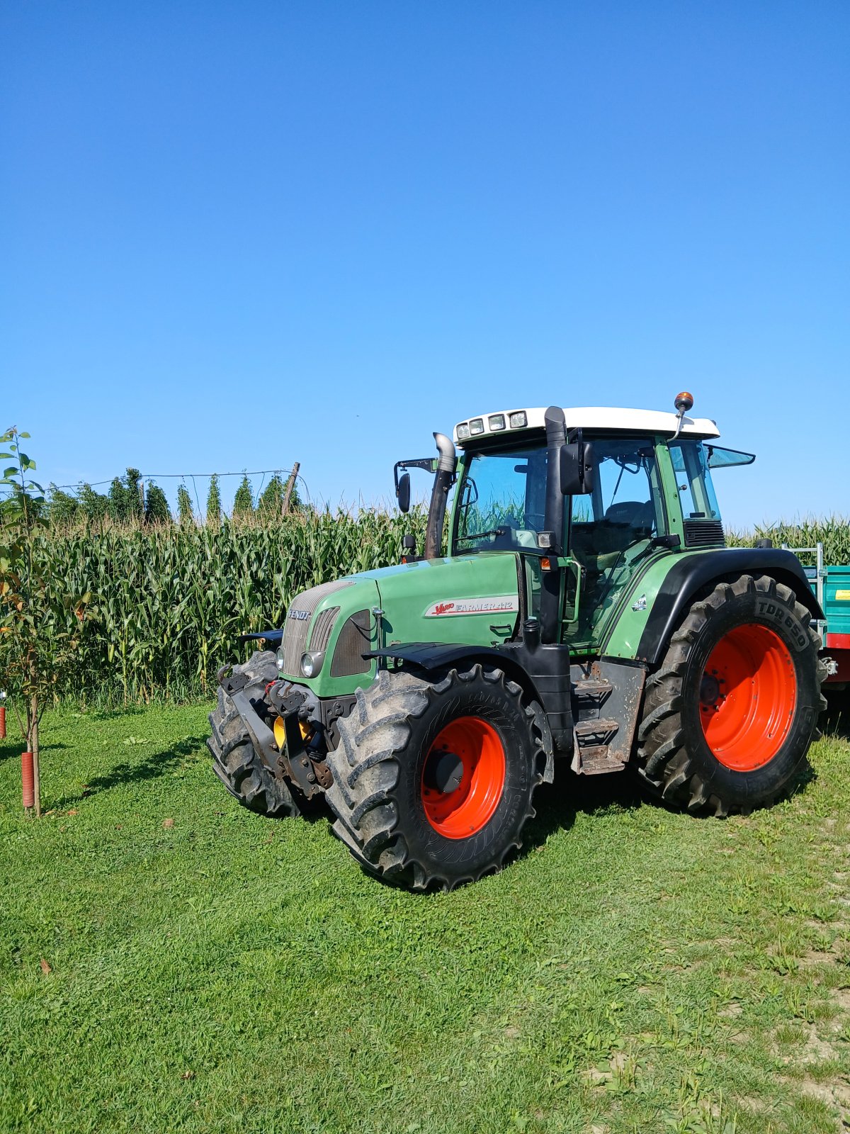 Traktor Türe ait Fendt Farmer 412 Vario, Gebrauchtmaschine içinde Naklo (resim 1)