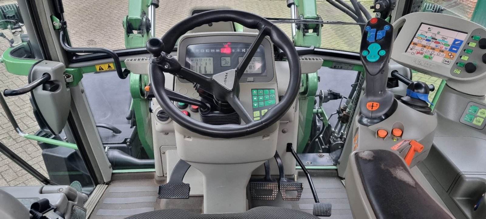 Traktor typu Fendt Farmer 414 Vario, Gebrauchtmaschine w Engden (Zdjęcie 3)