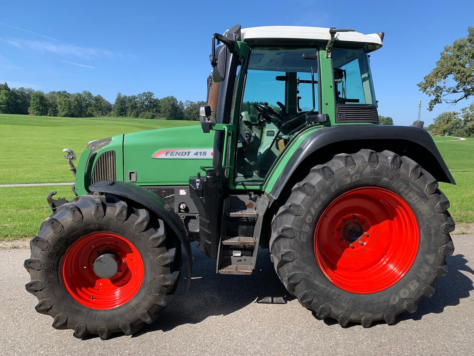 Traktor typu Fendt Farmer 415 Vario, Gebrauchtmaschine v Seehausen (Obrázek 1)