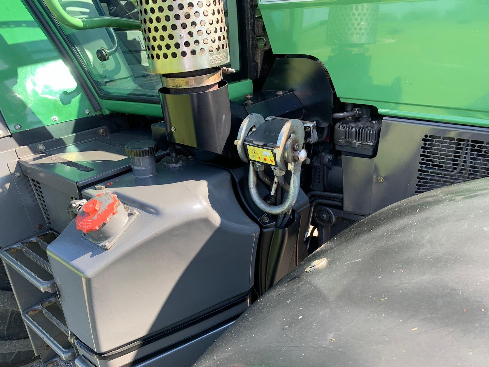 Traktor a típus Fendt Farmer 415 Vario, Gebrauchtmaschine ekkor: Seehausen (Kép 11)