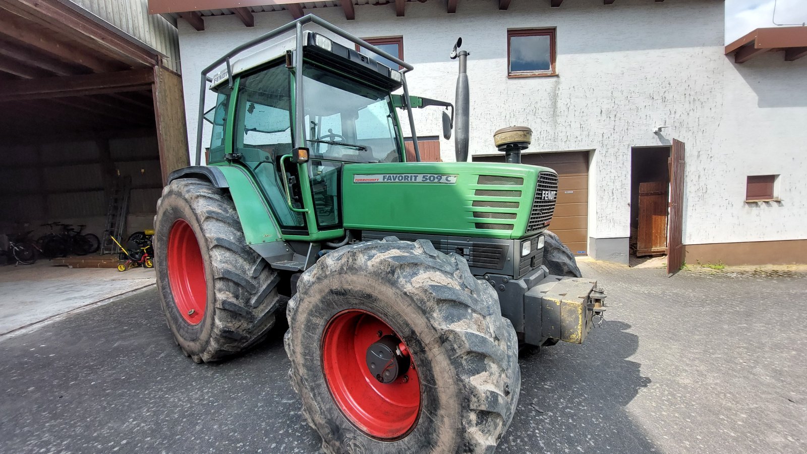 Traktor типа Fendt Favorit 509 C, Gebrauchtmaschine в Rosenthal (Фотография 2)