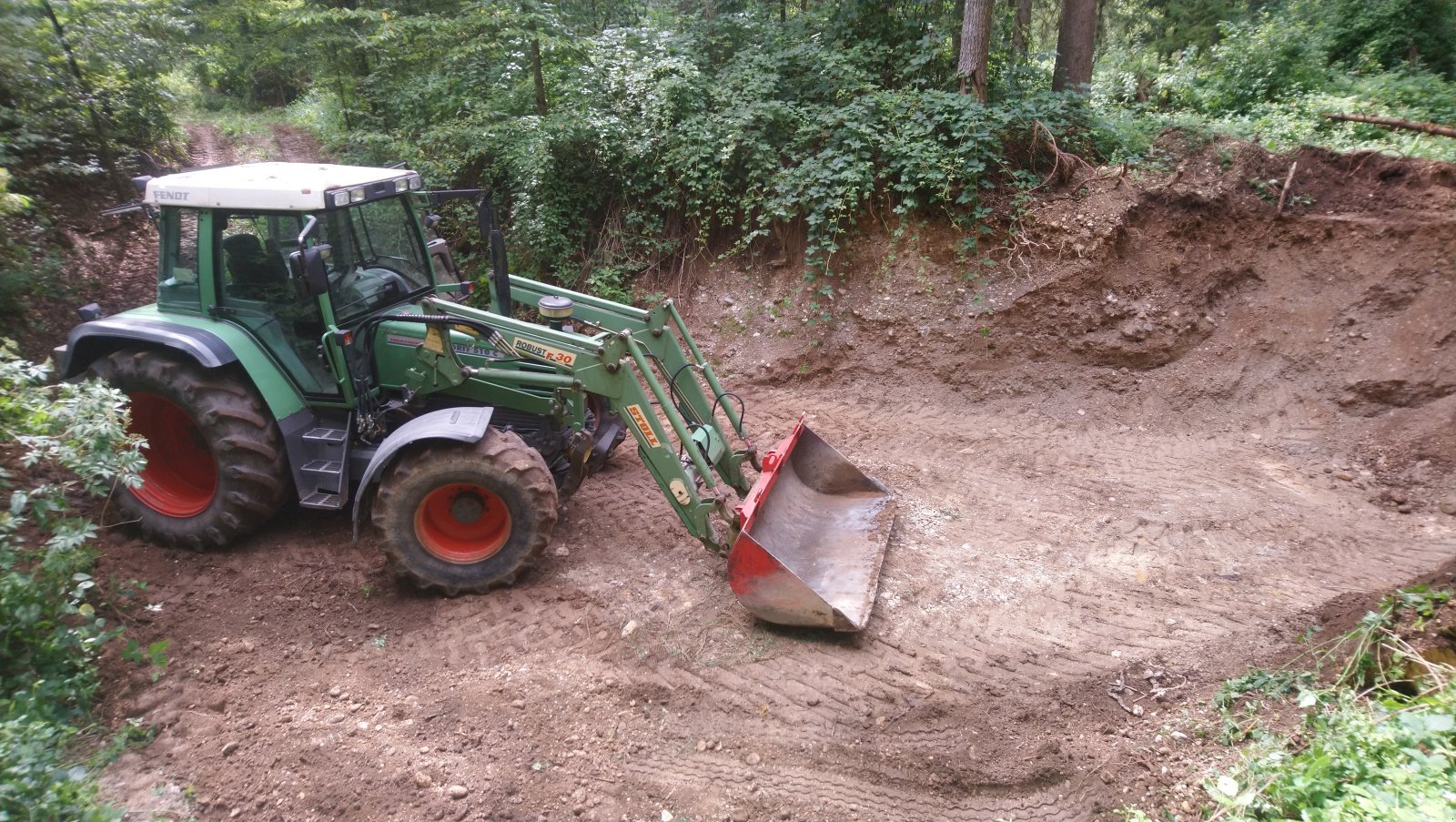 Traktor del tipo Fendt Favorit 510 C, Gebrauchtmaschine en Žabnica (Imagen 2)