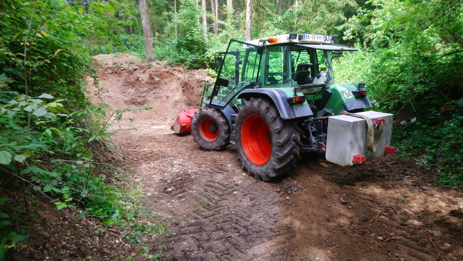 Traktor del tipo Fendt Favorit 510 C, Gebrauchtmaschine en Žabnica (Imagen 3)