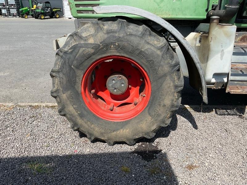 Traktor типа Fendt FAVORIT 511C, Gebrauchtmaschine в Wargnies Le Grand (Фотография 4)