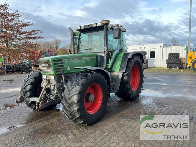 Traktor des Typs Fendt FAVORIT 512 C, Gebrauchtmaschine in Calbe / Saale (Bild 1)