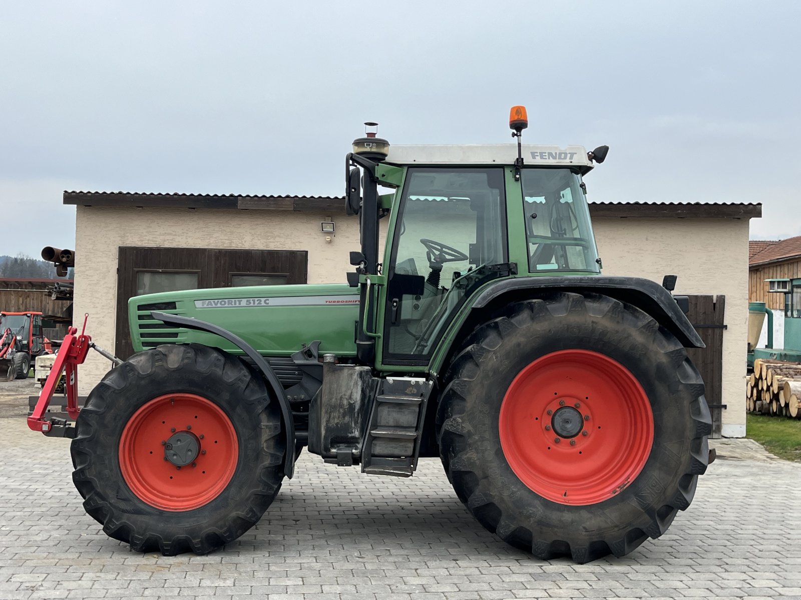 Traktor Türe ait Fendt Favorit 512 C, Gebrauchtmaschine içinde Neureichenau (resim 1)