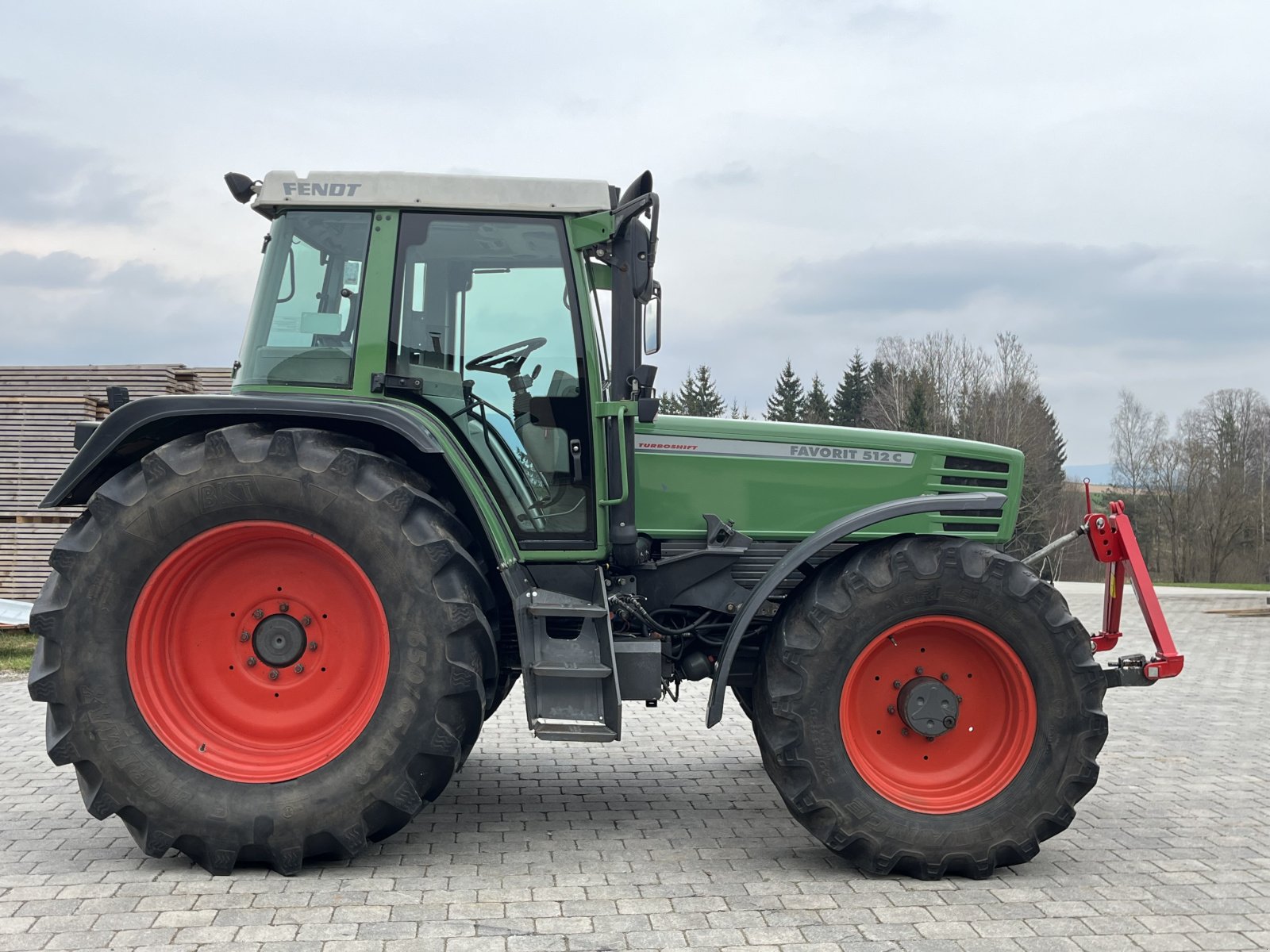 Traktor Türe ait Fendt Favorit 512 C, Gebrauchtmaschine içinde Neureichenau (resim 4)