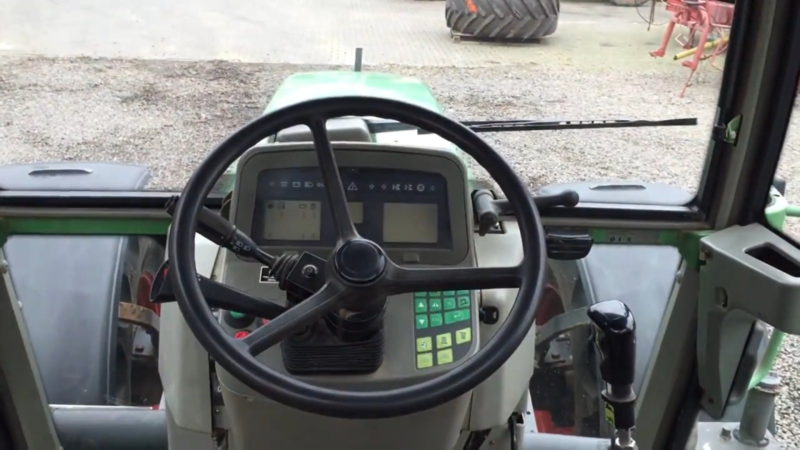 Traktor typu Fendt Favorit 512 C, Gebrauchtmaschine w Casic (Zdjęcie 8)