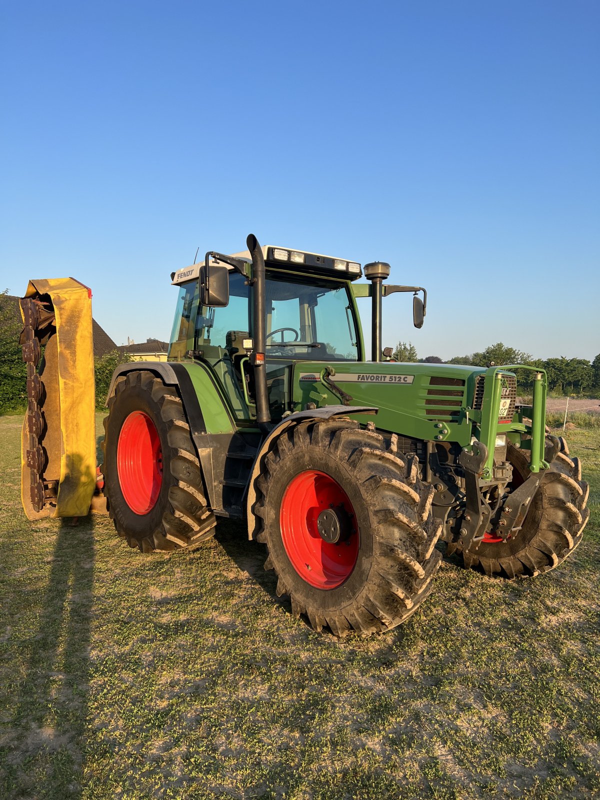 Traktor типа Fendt Favorit 512 C, Gebrauchtmaschine в Schwissel (Фотография 3)