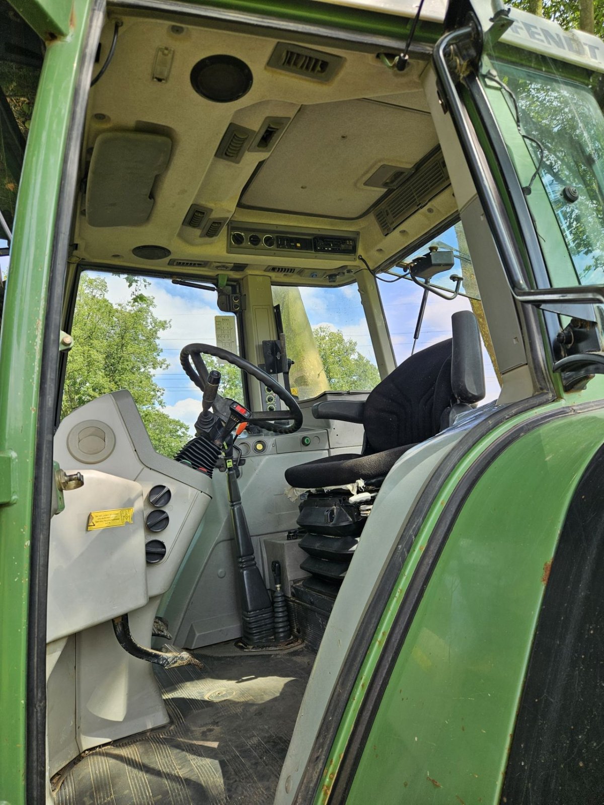 Traktor typu Fendt Favorit 515 C Turboshift, Gebrauchtmaschine v Bergen op Zoom (Obrázok 8)