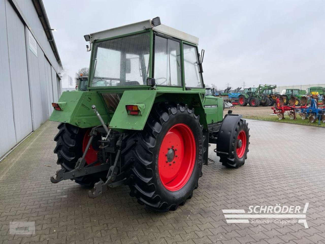 Traktor типа Fendt FAVORIT 600 LS, Gebrauchtmaschine в Wildeshausen (Фотография 3)