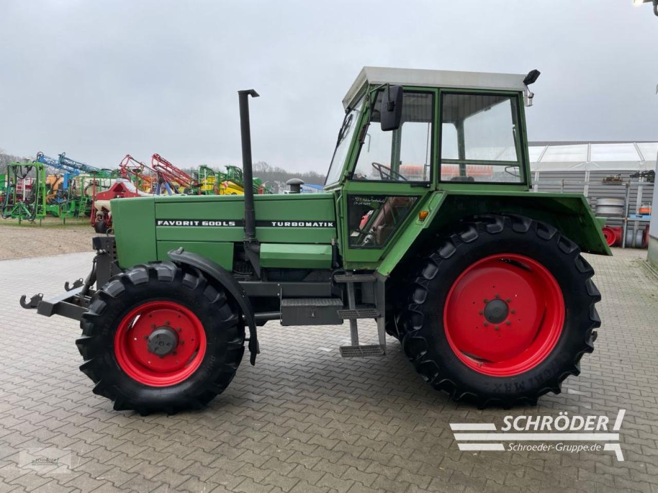 Traktor van het type Fendt FAVORIT 600 LS, Gebrauchtmaschine in Wildeshausen (Foto 4)