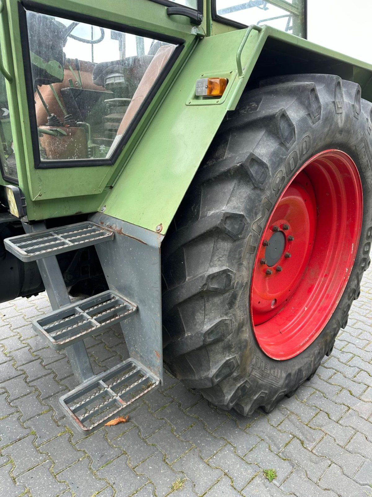 Traktor Türe ait Fendt Favorit 611 LS, Gebrauchtmaschine içinde zwolle (resim 4)