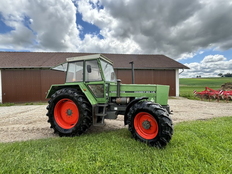 Traktor des Typs Fendt Favorit 611 LS, Gebrauchtmaschine in Neumarkt Sankt Veit (Bild 1)