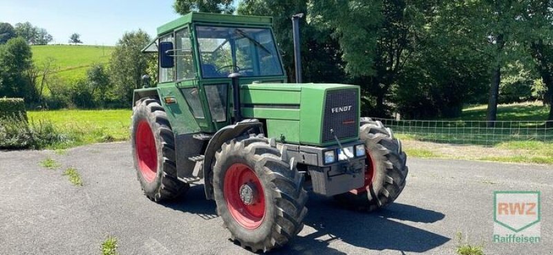 Traktor des Typs Fendt Favorit 611 LSA, Gebrauchtmaschine in Wipperfürth (Bild 3)