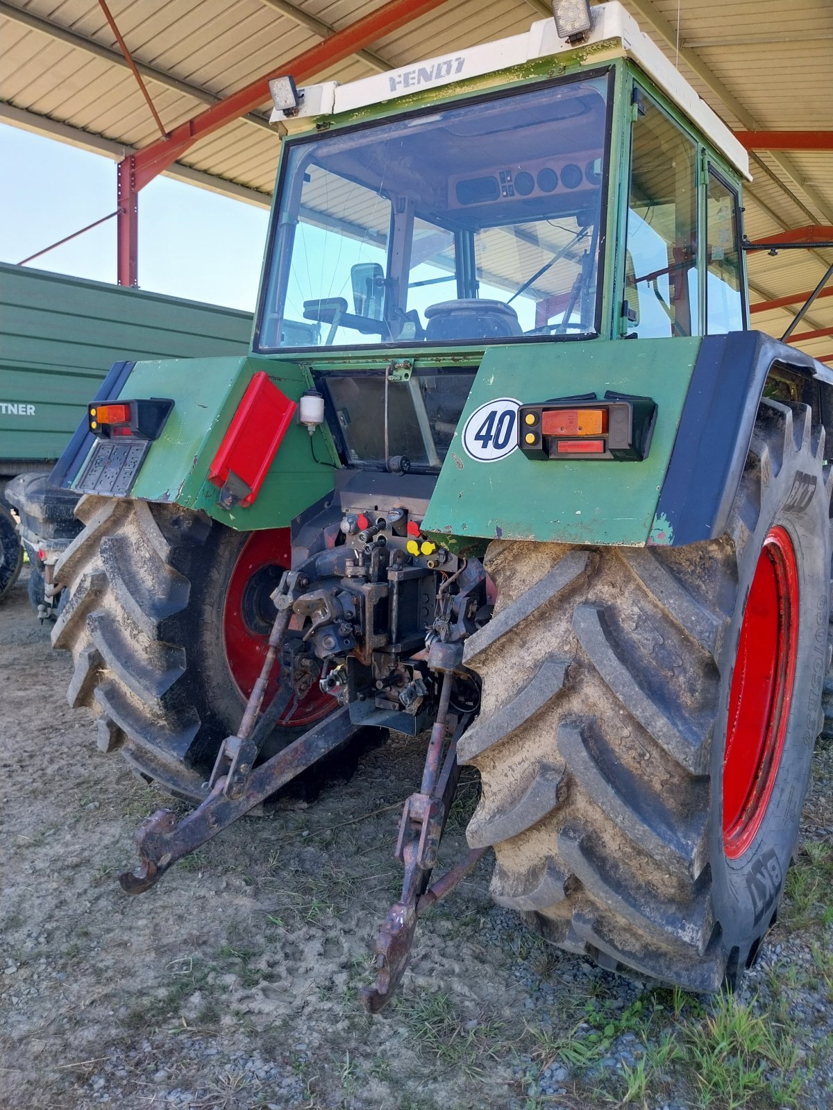 Traktor typu Fendt Favorit 615 lsa, Gebrauchtmaschine v Veliki Grđevac (Obrázok 5)