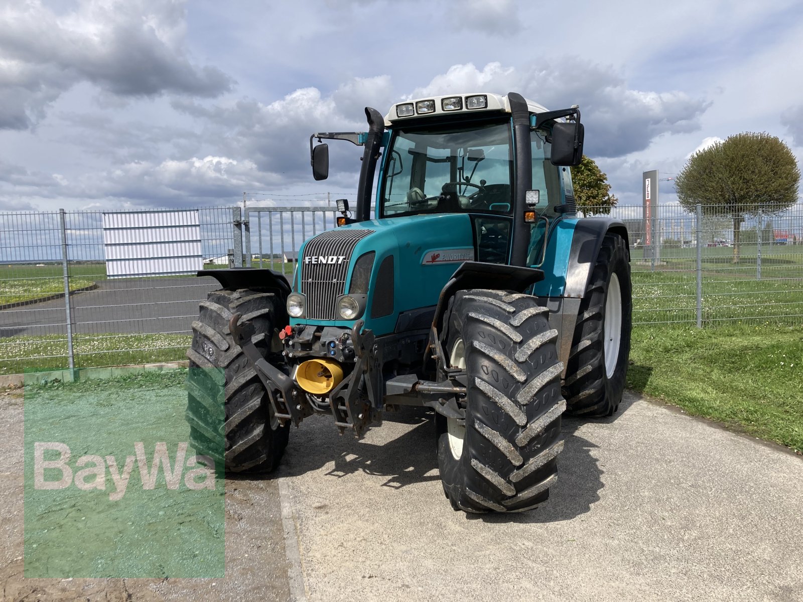 Traktor des Typs Fendt Favorit 716 Vario, Gebrauchtmaschine in Giebelstadt (Bild 1)