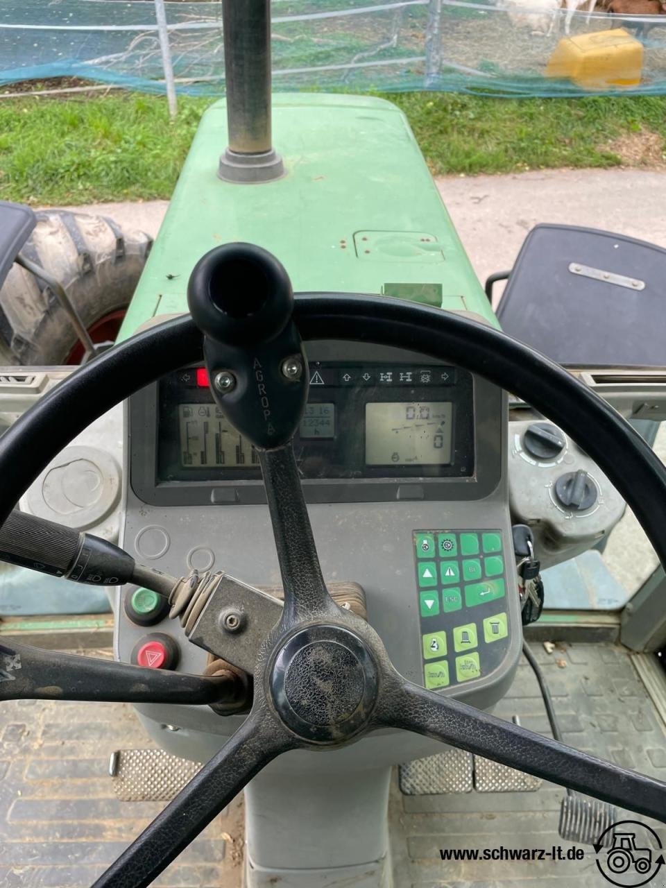 Traktor tip Fendt Favorit 822, Gebrauchtmaschine in Aspach (Poză 10)