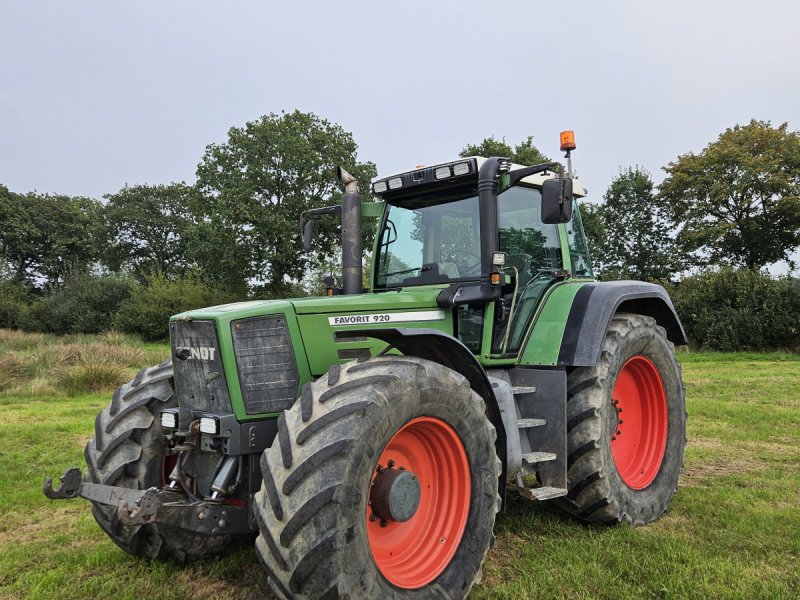 Traktor a típus Fendt Favorit 920 Vario, Gebrauchtmaschine ekkor: Süderhastedt