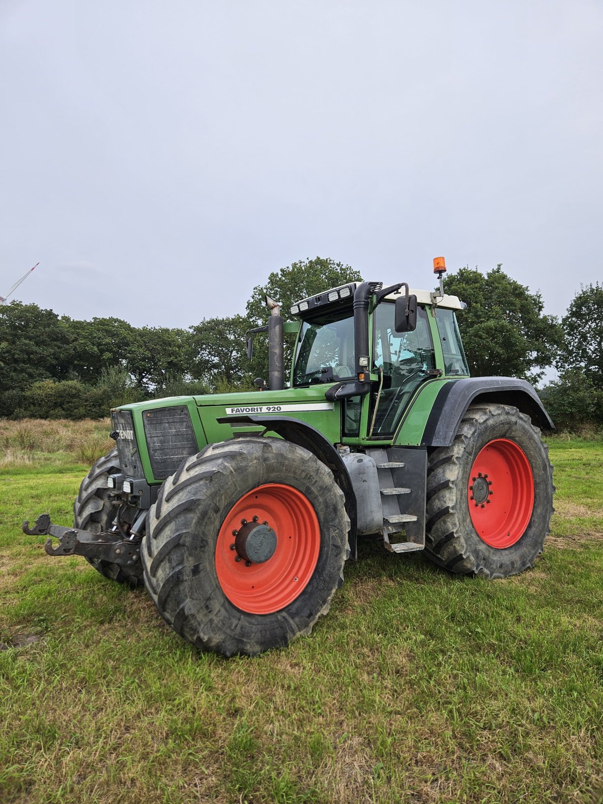 Traktor du type Fendt Favorit 920 Vario, Gebrauchtmaschine en Süderhastedt (Photo 2)