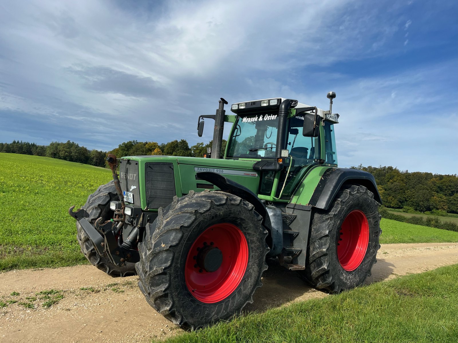 Traktor typu Fendt Favorit 926 Vario, Gebrauchtmaschine v Treuchtlingen (Obrázok 2)