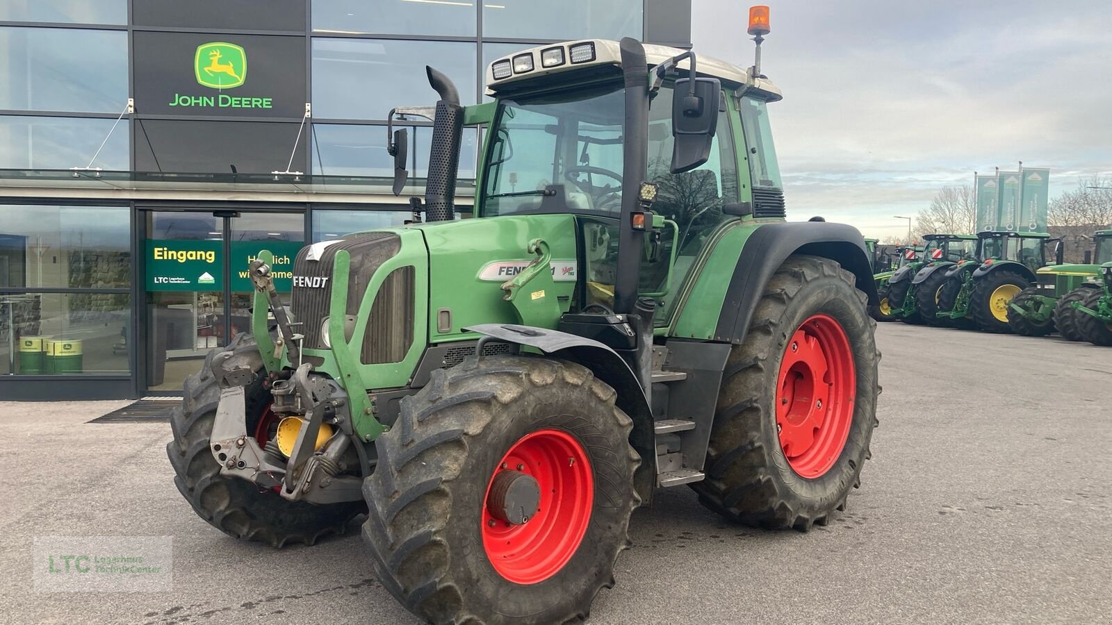 Traktor of the type Fendt Fendt 411 Vario (84 kW), Gebrauchtmaschine in Eggendorf (Picture 1)