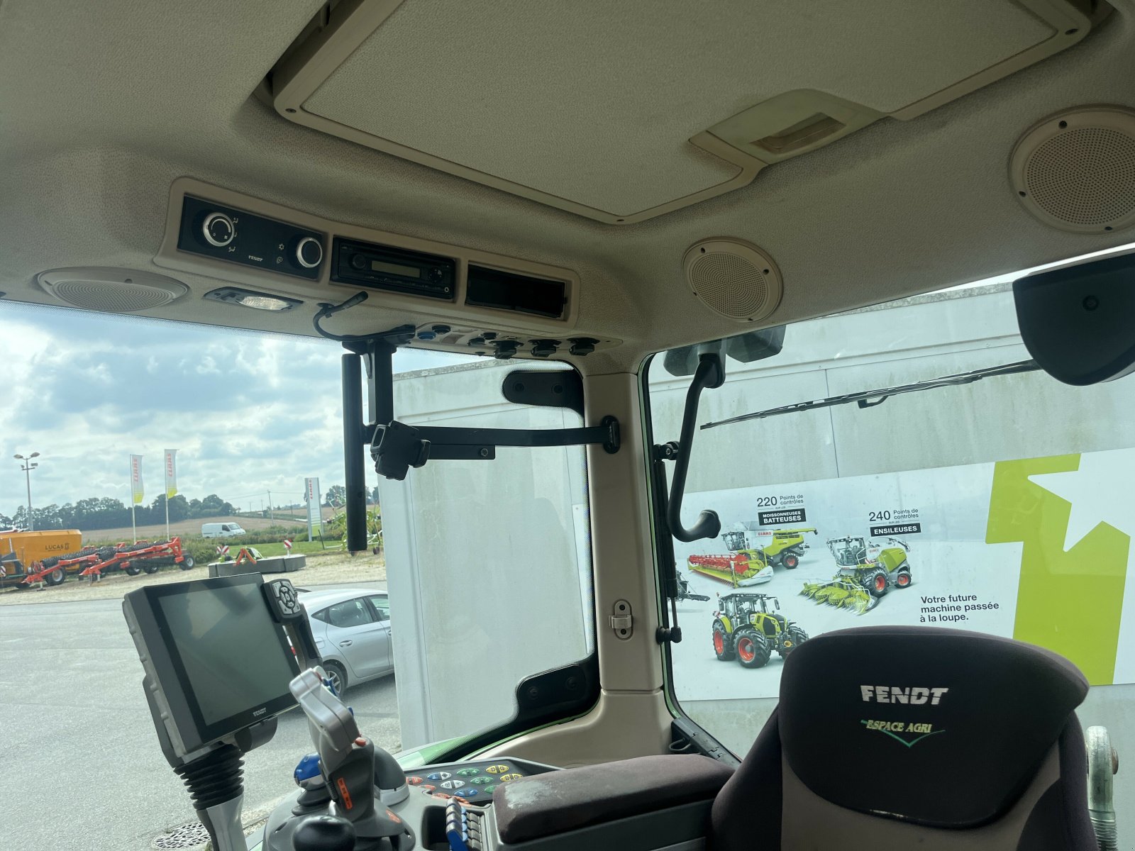 Traktor a típus Fendt FENDT 722 PROFI PLUS, Gebrauchtmaschine ekkor: PONTIVY (Kép 10)