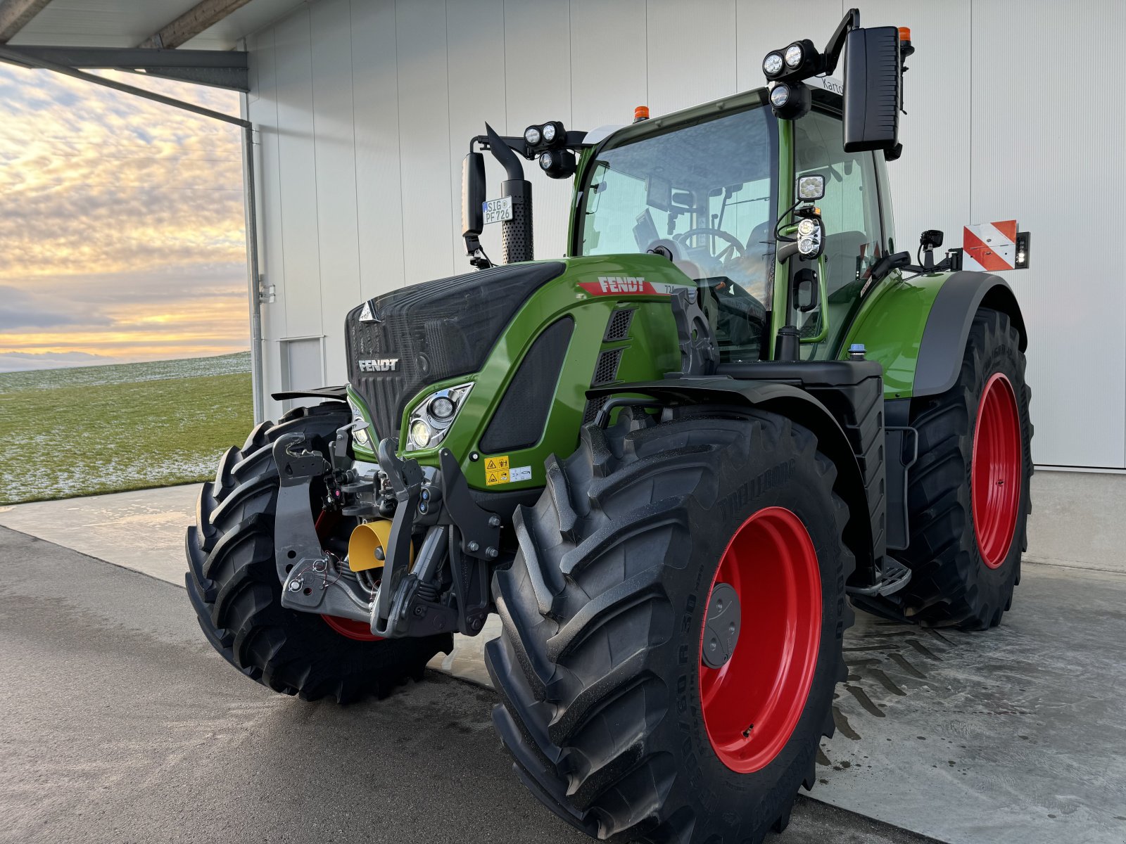 Traktor типа Fendt Fendt 724 Gen6, Gebrauchtmaschine в Pfullendorf (Фотография 3)