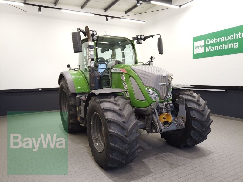 Traktor typu Fendt FENDT 724 VARIO S4 PROFI PLUS, Gebrauchtmaschine w Manching (Zdjęcie 3)