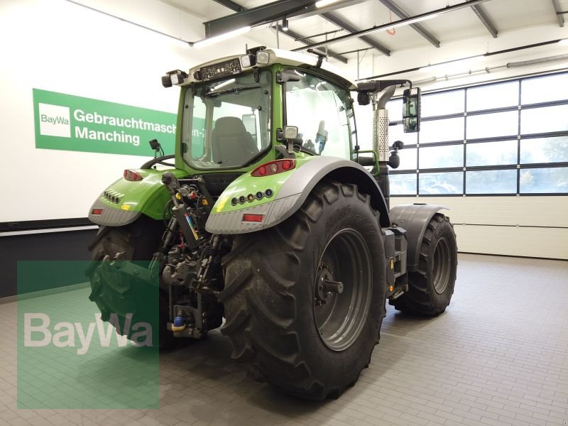 Traktor of the type Fendt FENDT 724 VARIO S4 PROFI PLUS, Gebrauchtmaschine in Manching (Picture 4)