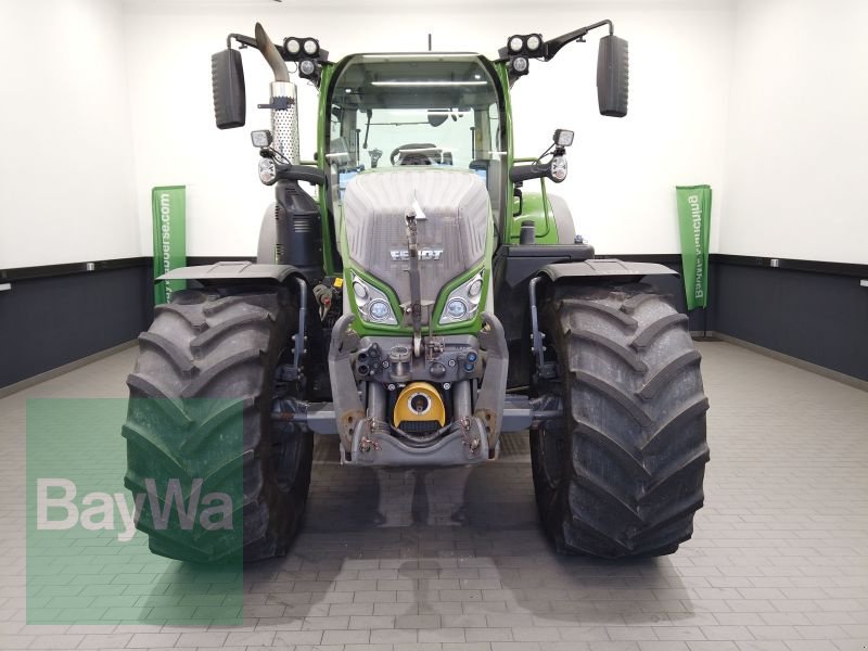 Traktor of the type Fendt FENDT 724 VARIO S4 PROFI PLUS, Gebrauchtmaschine in Manching (Picture 10)