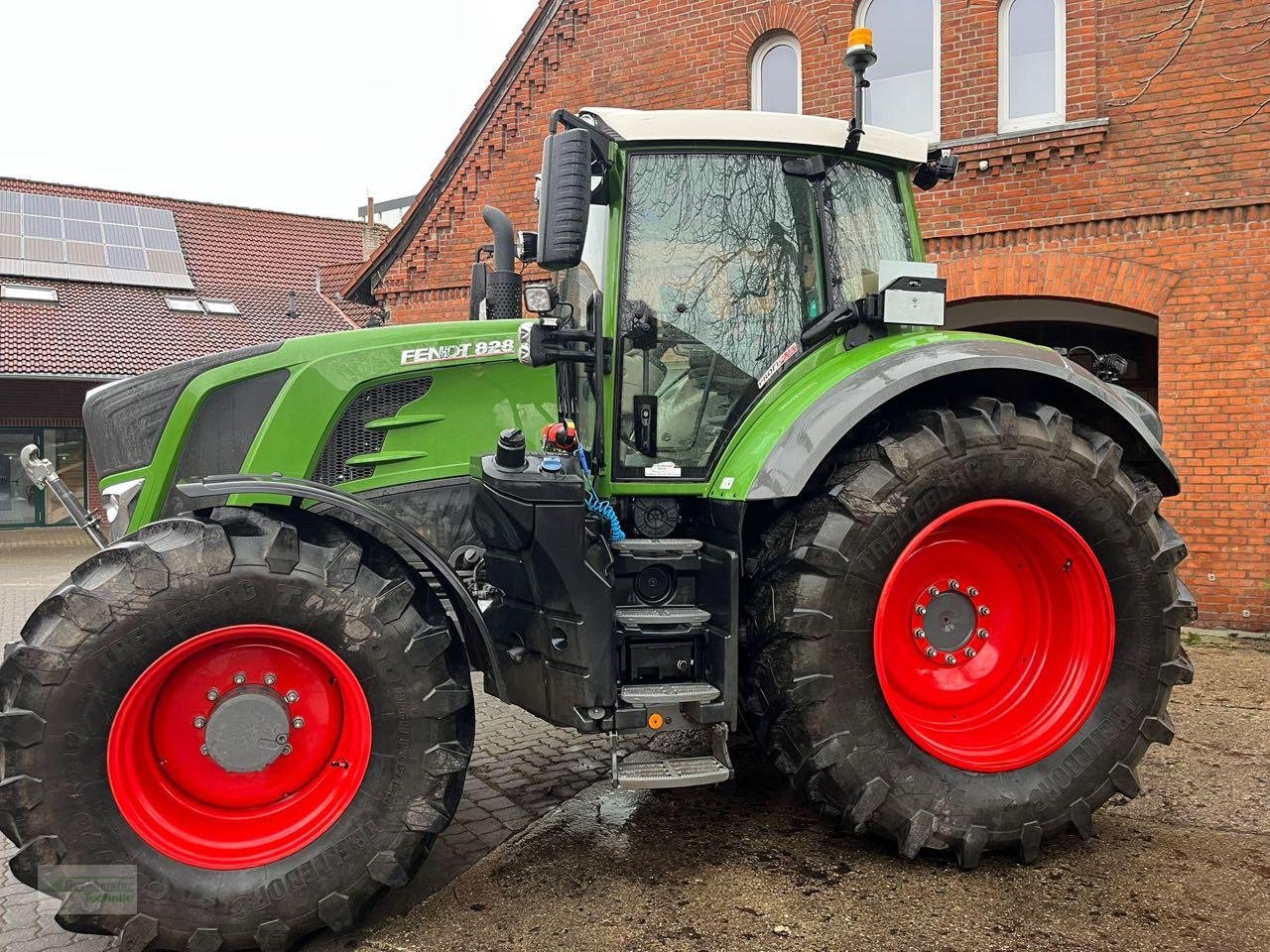 Traktor типа Fendt Fendt 828 Vario S4, Gebrauchtmaschine в Coppenbruegge (Фотография 2)