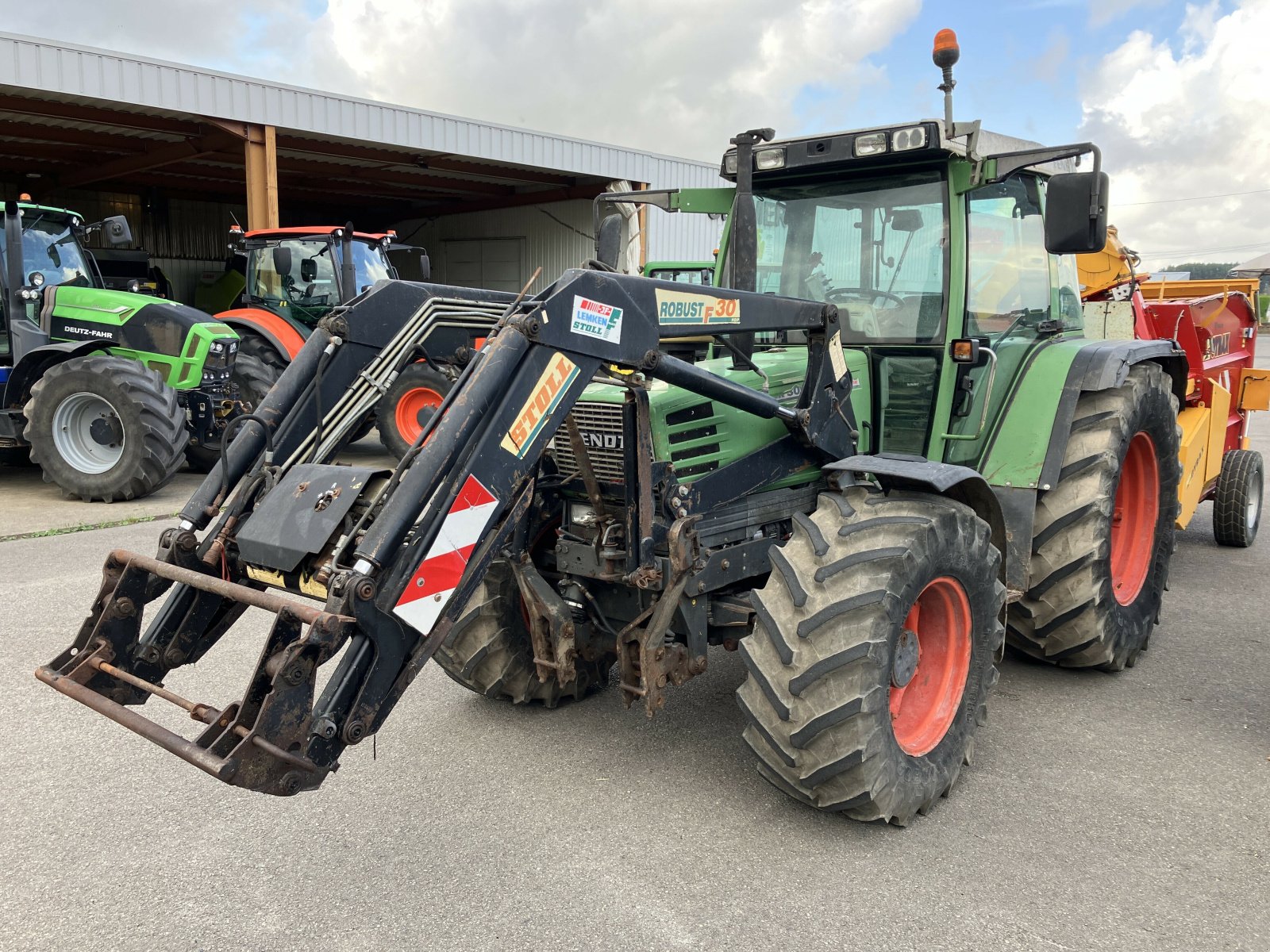 Traktor del tipo Fendt FENDT FARMER 309, Gebrauchtmaschine en BLENDECQUES (Imagen 3)