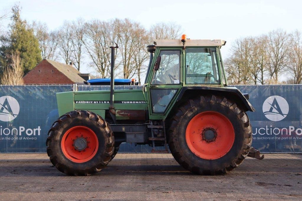 Traktor van het type Fendt FWA 382 S, Gebrauchtmaschine in Antwerpen (Foto 2)