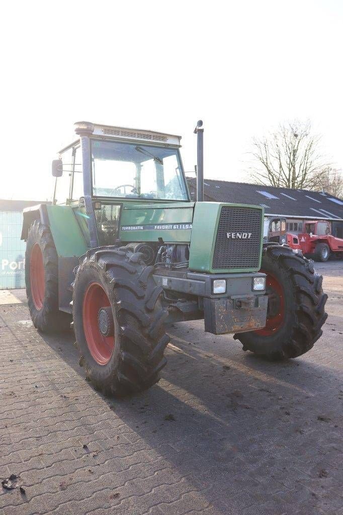 Traktor van het type Fendt FWA 382 S, Gebrauchtmaschine in Antwerpen (Foto 8)