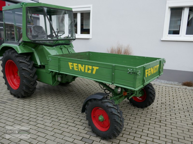 Traktor des Typs Fendt Geräteträger F250 GTS. Mit Verdeckkabine, Servolenkung und Ladepritsche, Gebrauchtmaschine in Langenzenn (Bild 1)