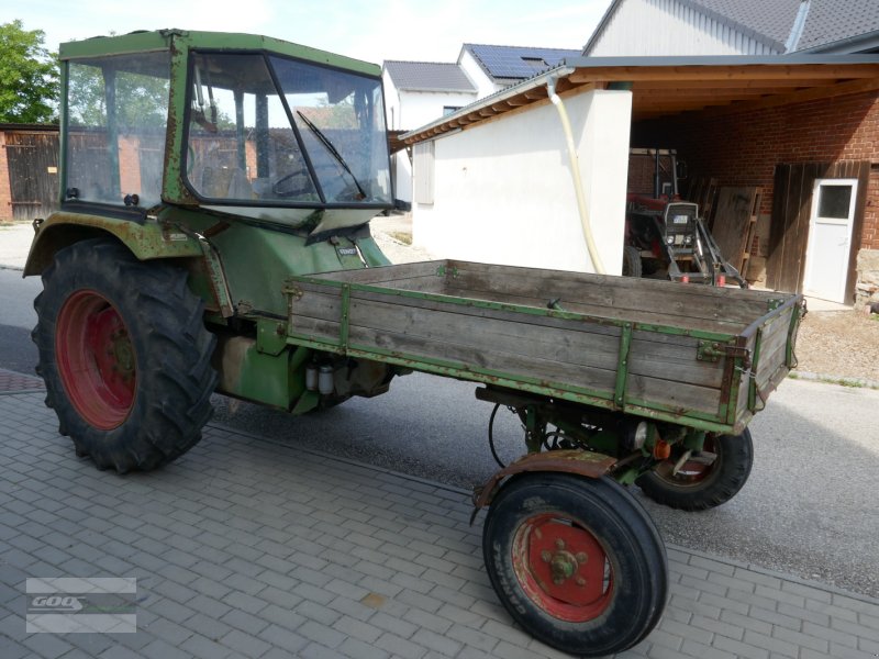 Traktor от тип Fendt Geräteträger F250GTS mit Servolenkung, Frontlader und Ladepritsche., Gebrauchtmaschine в Langenzenn (Снимка 1)