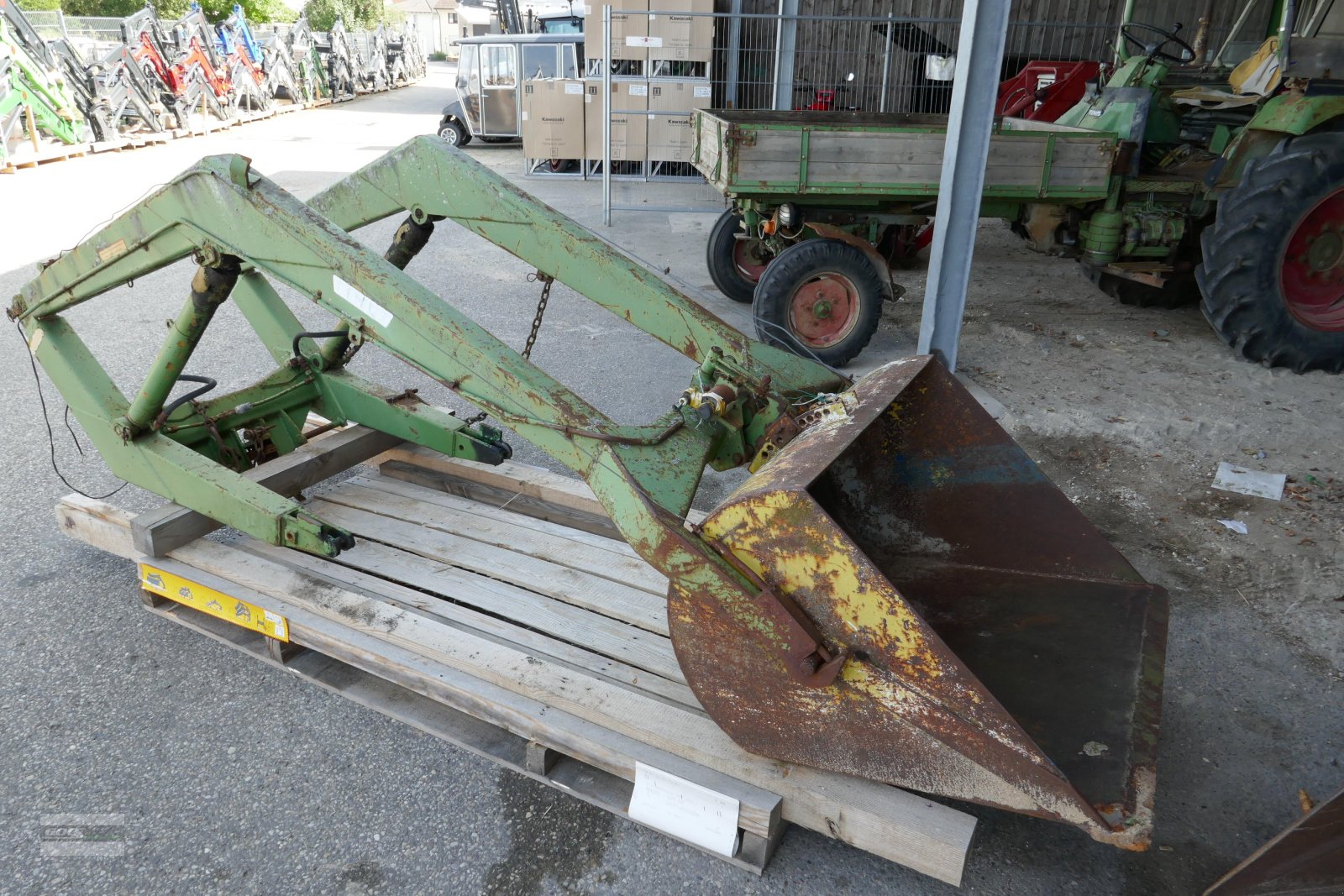 Traktor a típus Fendt Geräteträger F250GTS mit Servolenkung, Frontlader und Ladepritsche., Gebrauchtmaschine ekkor: Langenzenn (Kép 11)