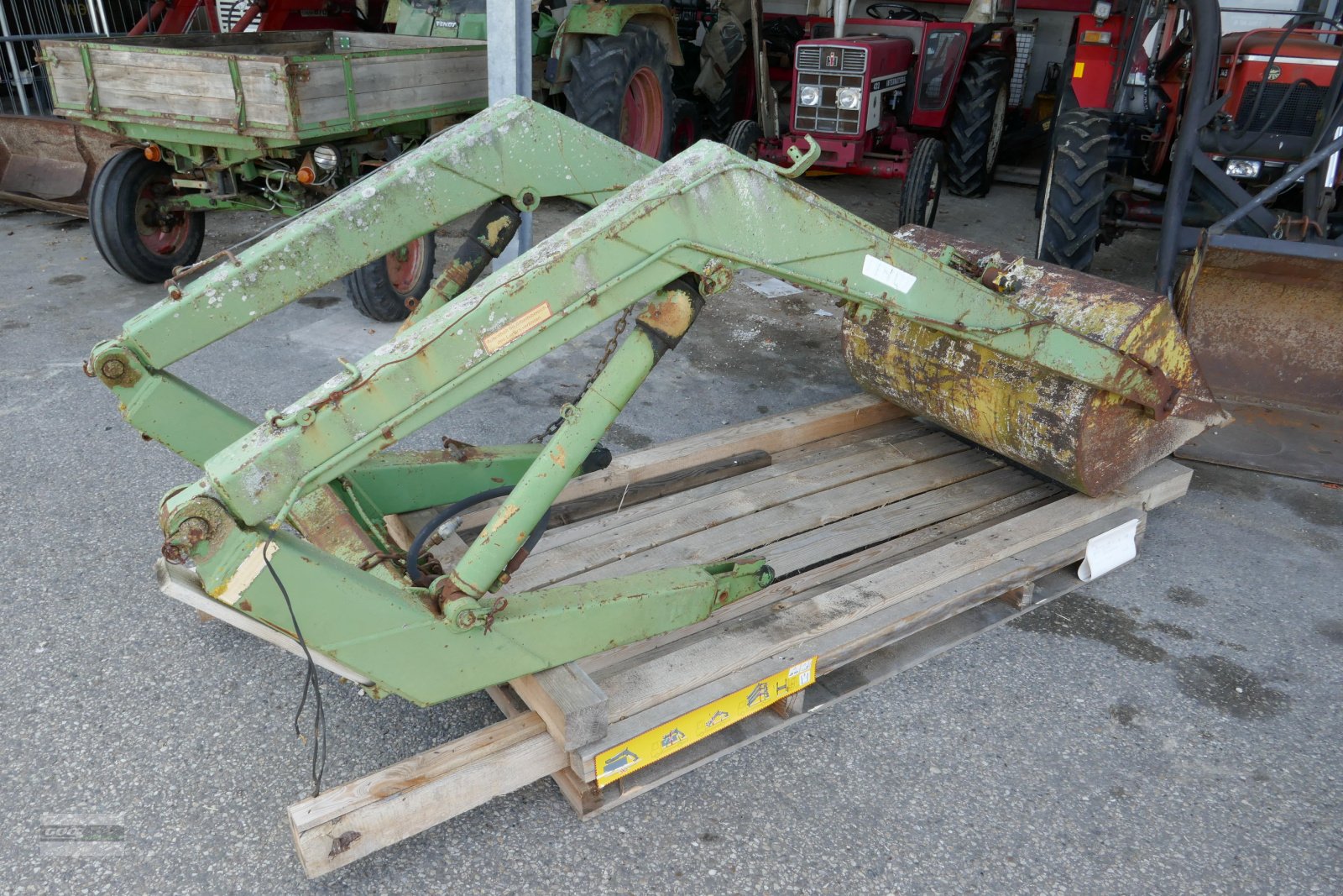 Traktor del tipo Fendt Geräteträger F250GTS mit Servolenkung, Frontlader und Ladepritsche., Gebrauchtmaschine en Langenzenn (Imagen 12)