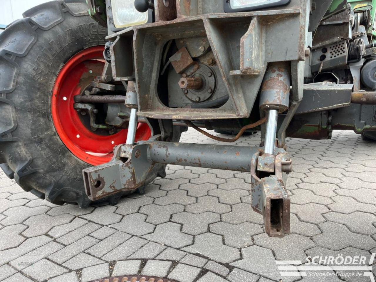 Traktor typu Fendt GT 380, Gebrauchtmaschine v Leizen (Obrázok 3)