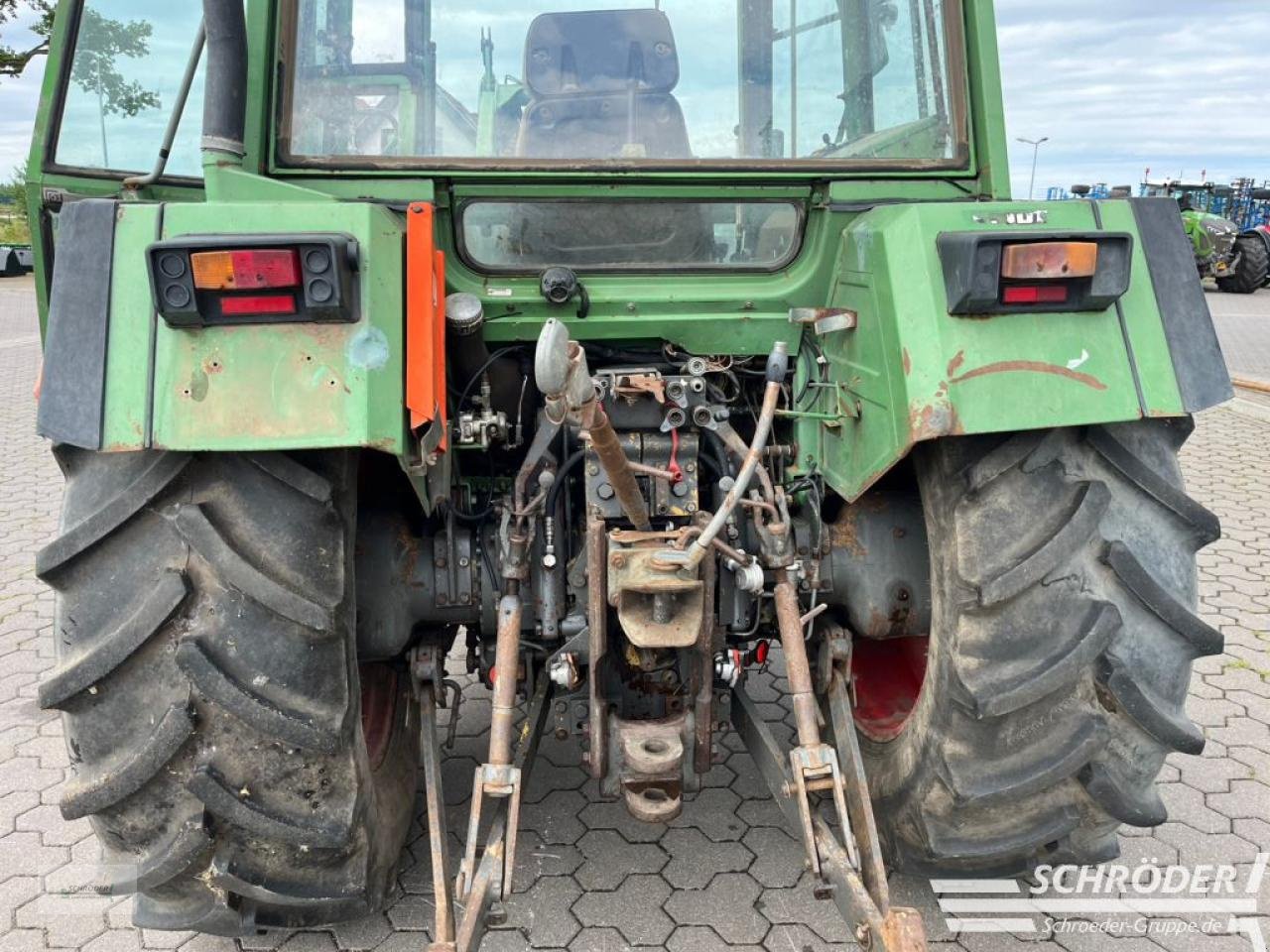 Traktor van het type Fendt GT 380, Gebrauchtmaschine in Leizen (Foto 7)